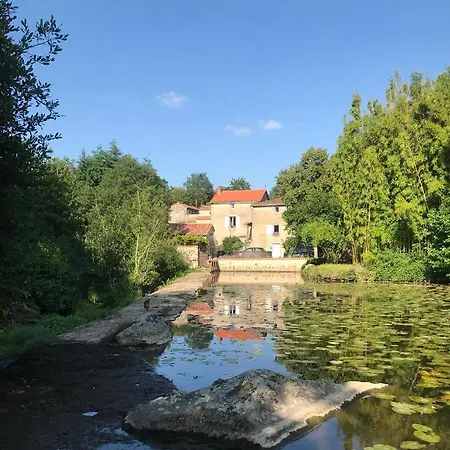 Holiday home Moulin De Rochoux - Puy Du Fou Saint-Clementin